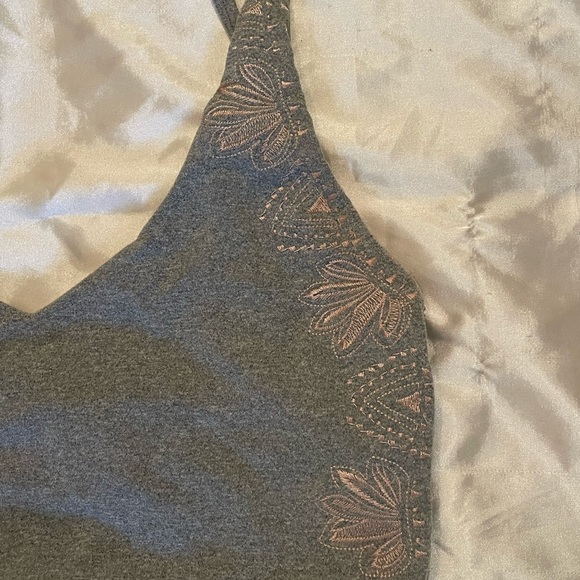 O’Neill Sports Bra - Picture 2 of 4